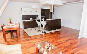 3-Pokojowy Apartament Villa Park - Top Location
